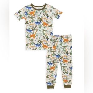 Like New Magnetic Me Set